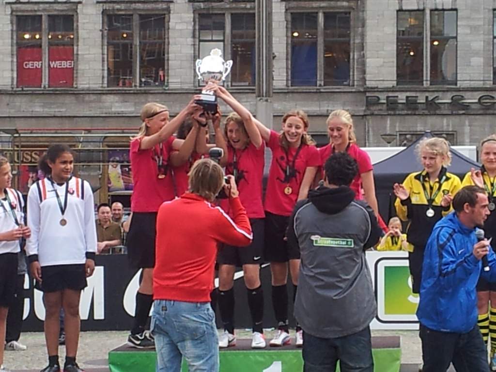 Reiger Girls Finale Straatvoetbal De Dam 2