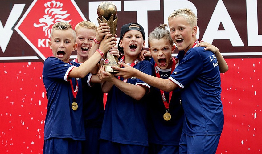 Nederlands kampioen straatvoetbal 3