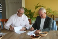 Contract_Telstar